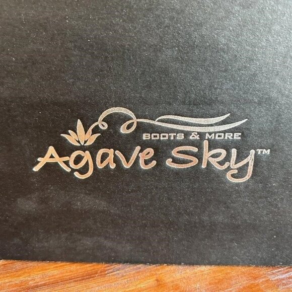 Agave Sky Red Vintage 'Floral Ankle Boot - Picture 4 of 9